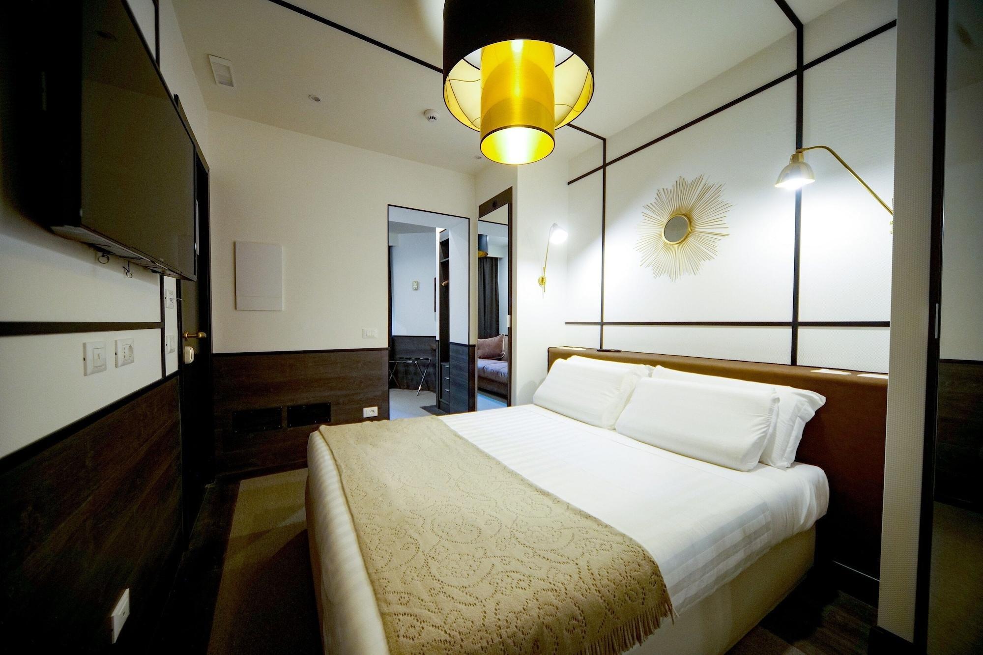 Antica Dimora Horti Luculliani Hotel โรม ภายนอก รูปภาพ